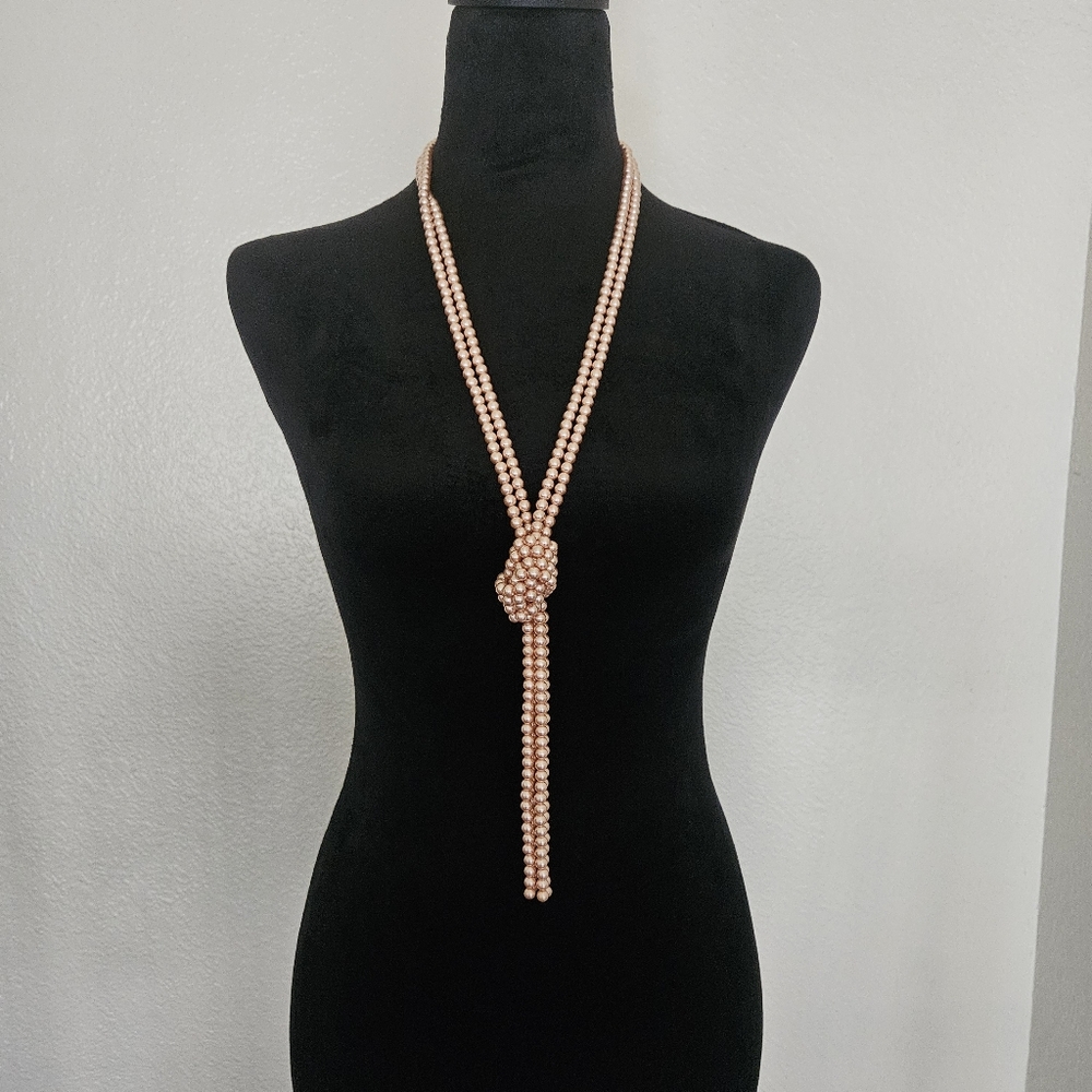 Rose Gold Pearl Necklace